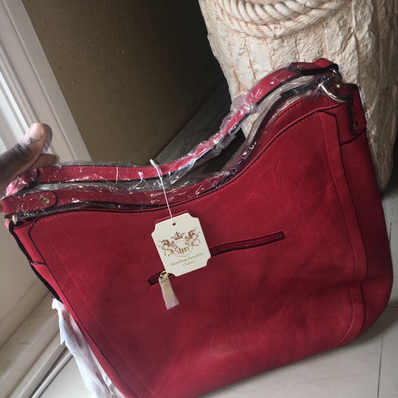 Classy purses - Picture 2 of 3